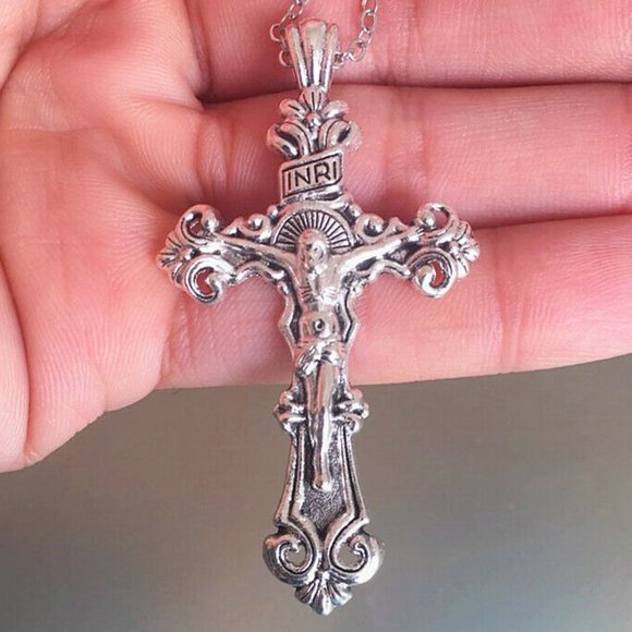 Religious Jesus Cross Pendant Flower Necklace